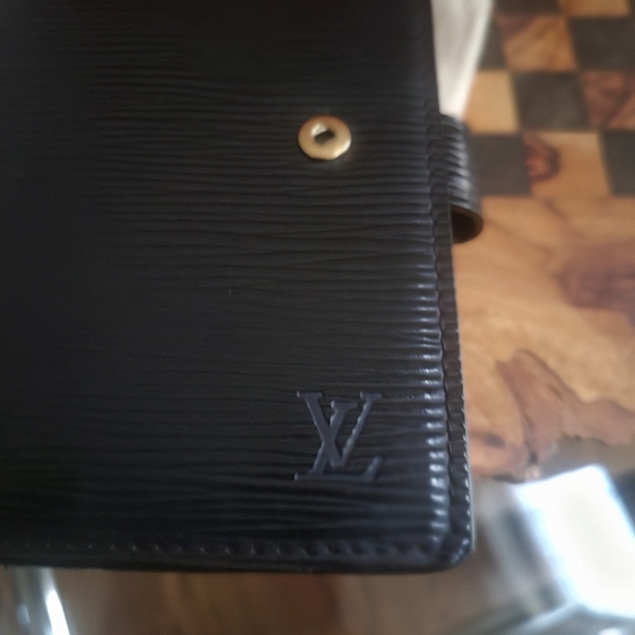 Louis Vuitton Black Epi Leather Ring Agenda Cover PM - Picture 5 of 10